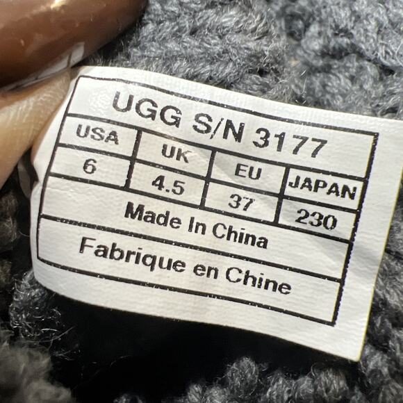 UGG Australia Tularosa Route Cable Knit Sweater Boots Gray Womens Size 6 - Picture 11 of 15